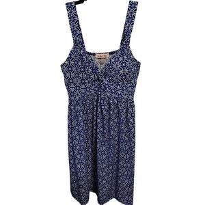 Wide shoulder straps twist front geometric design v-neck empire waist dress